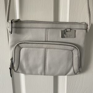 Tignanello Genuine Pebbled Leather Multi-Pocket Crossbody Purse Bag Bone